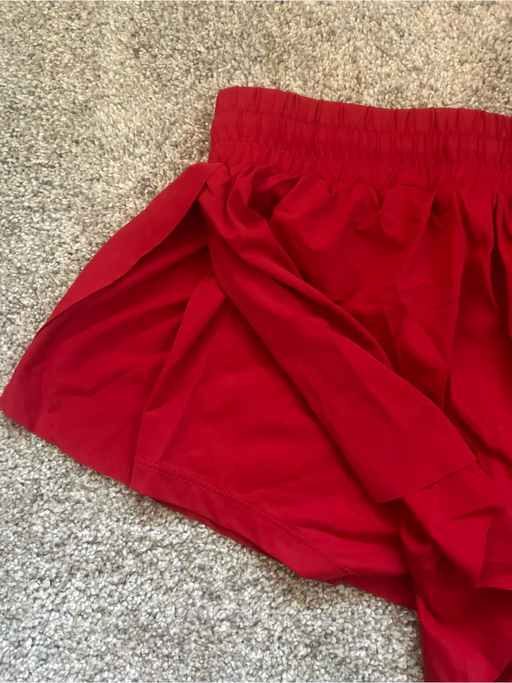 High-Waist Red Athletic Ruffle Shorts with Drawstring - Picture 3 of 4